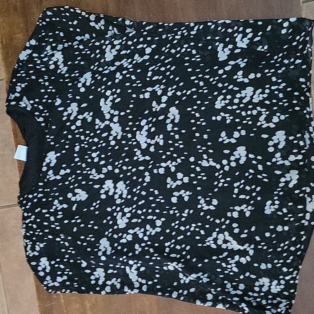 EUC CAbi Cosmos Night Sky Round Neckline Short Sleeve Top #3597